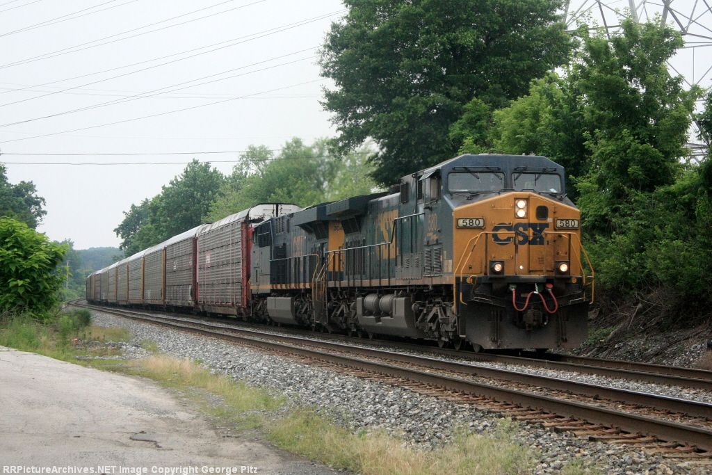 CSX 580 and train Q216